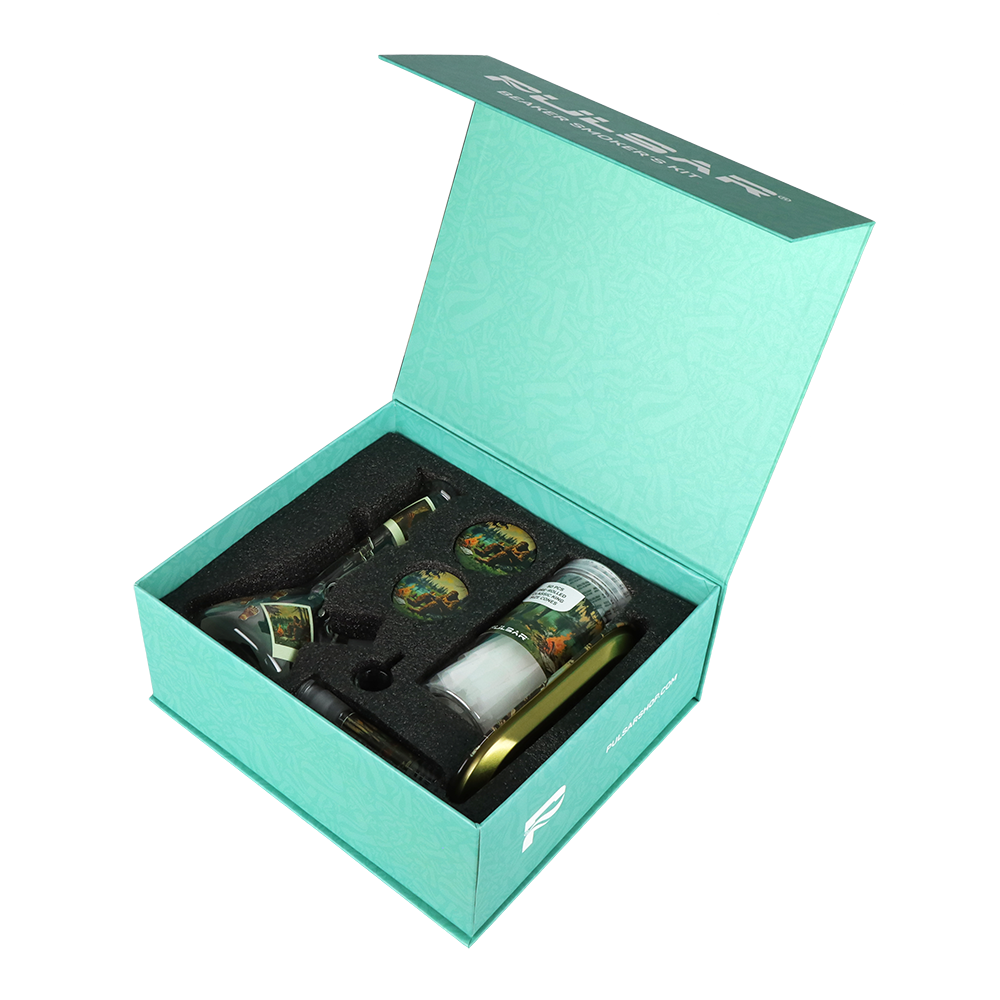 Pulsar Design Series Smoker's Kit | Bigfoot Camp | Gift Box Packaging