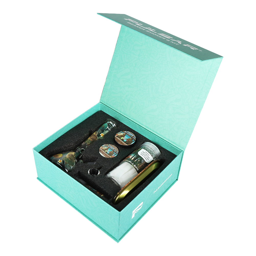 Pulsar Design Series Smoker's Kit | Capybara Cabana | Gift Box Packaging
